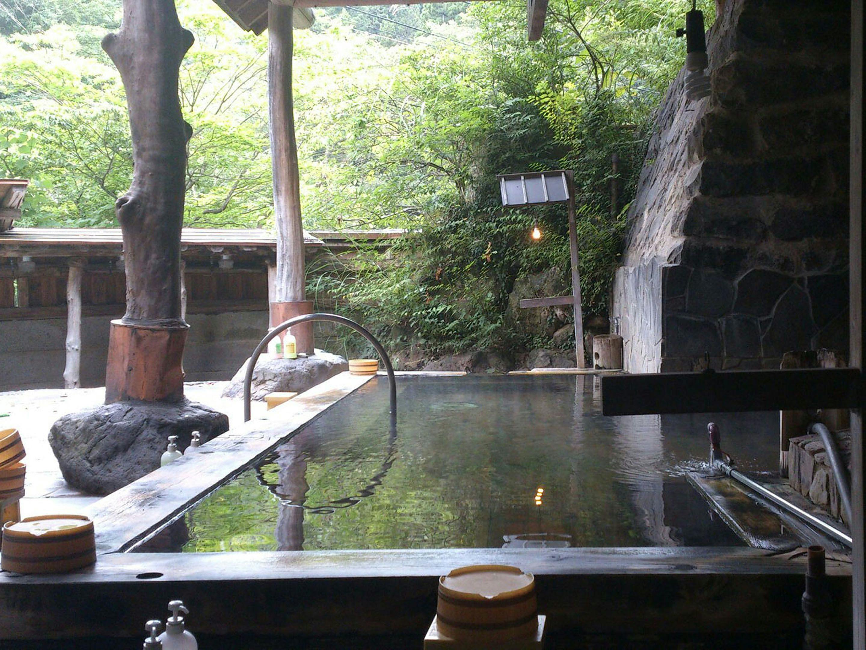 Okutsuchiyu Hidden Hot Spring Kawakami Onsen