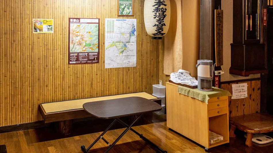 Okutsuchiyu Hidden Hot Spring Kawakami Onsen