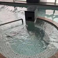 ห้องอาบน้ำพุร้อน