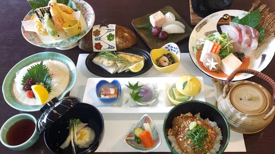 Fukiage Sakyu-so Hotel