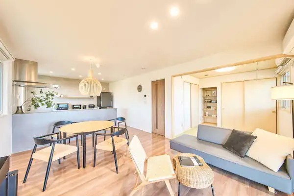 Ruang tamu dan ruang makan