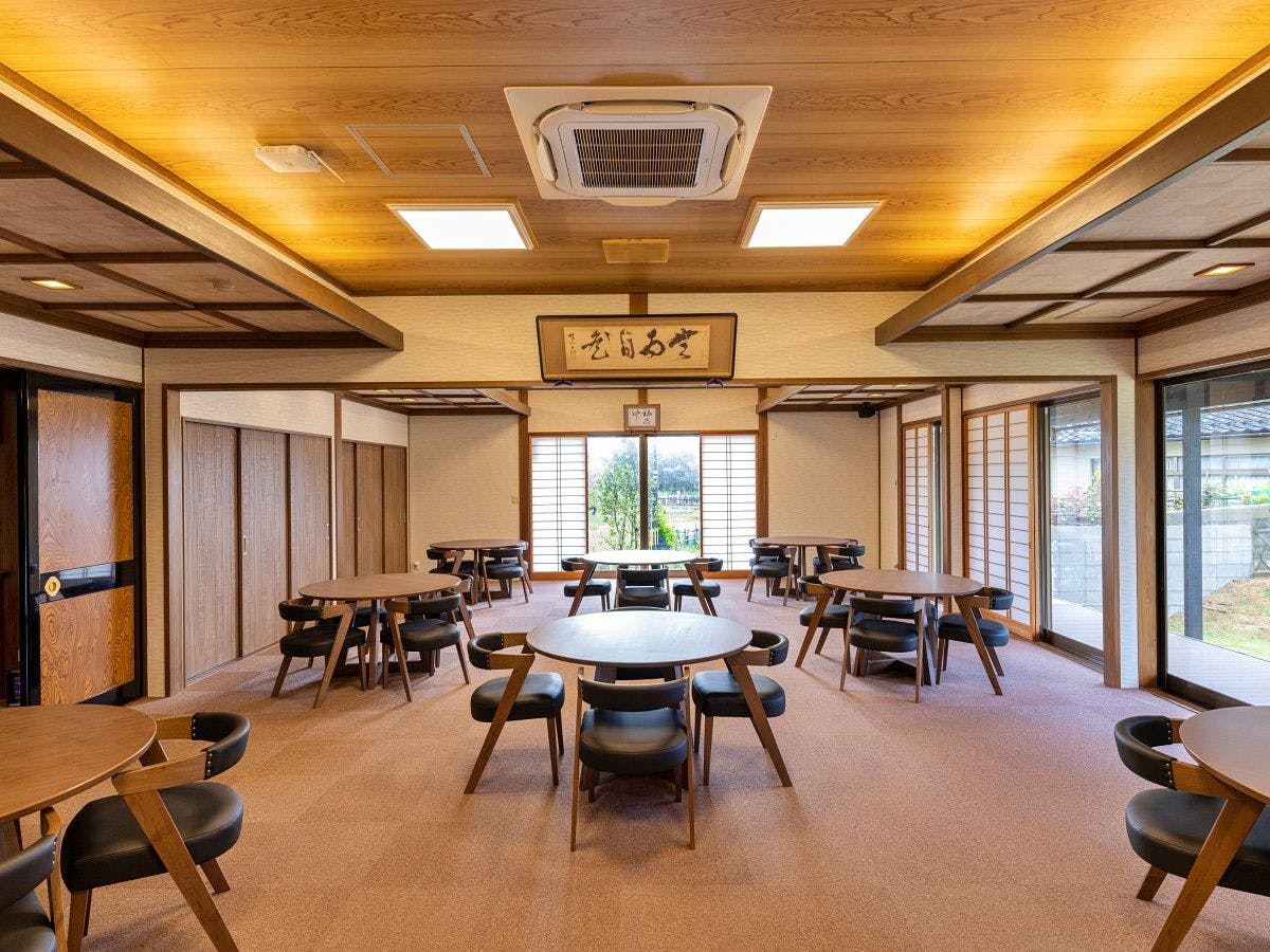 ห้องโถงขนาดใหญ่สำหรับใช้เป็นพื้นที่ส่วนกลาง