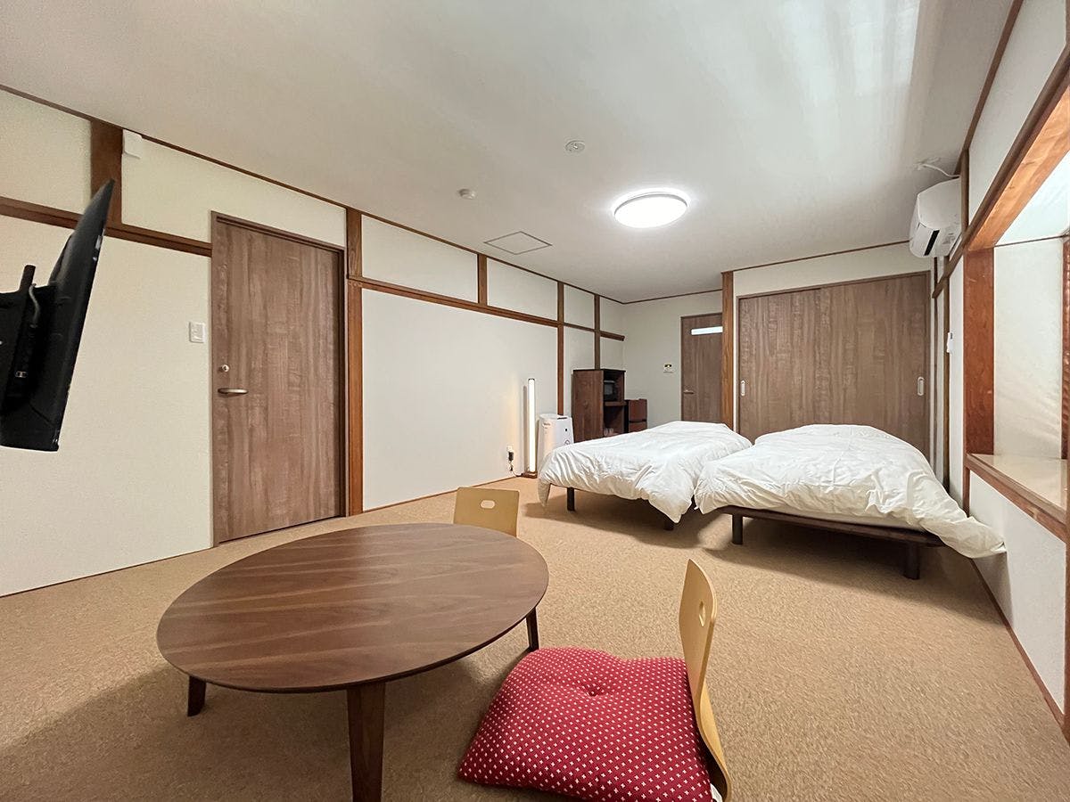 ห้องทวิน