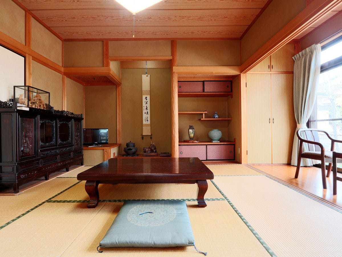 ห้องพัก “โฮตารุอัน” ห้องสไตล์ญี่ปุ่นที่กว้างขวาง เหมาะสำหรับการพักผ่อนอย่างสบาย*