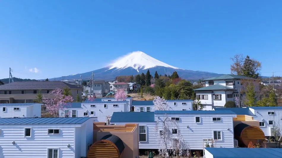 Inn the Fuji