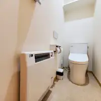 #共用卫生间 配备暖气设施,冬季也温暖舒适