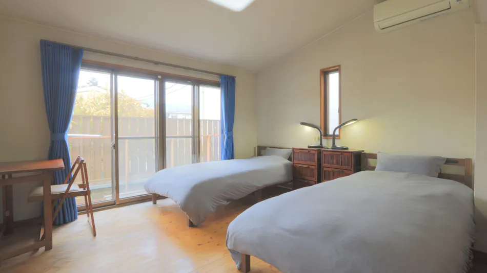 Hostel Five