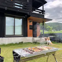Kami juga menyediakan pemanggang BBQ.