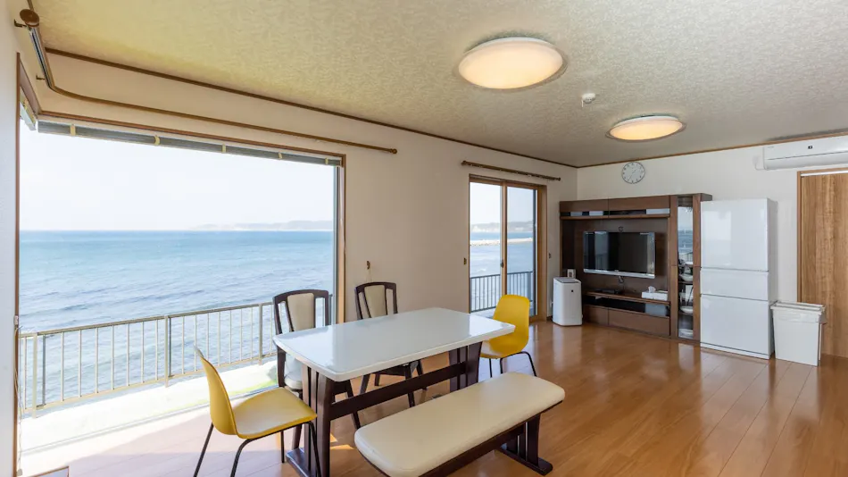 Smith’s House Futtsu Coast D