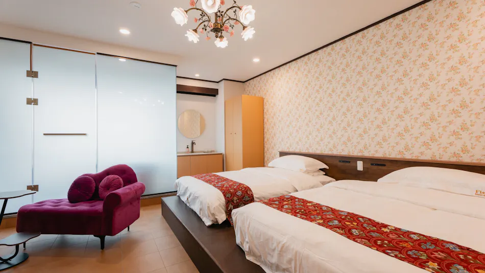 Fleur Resort & Hotel