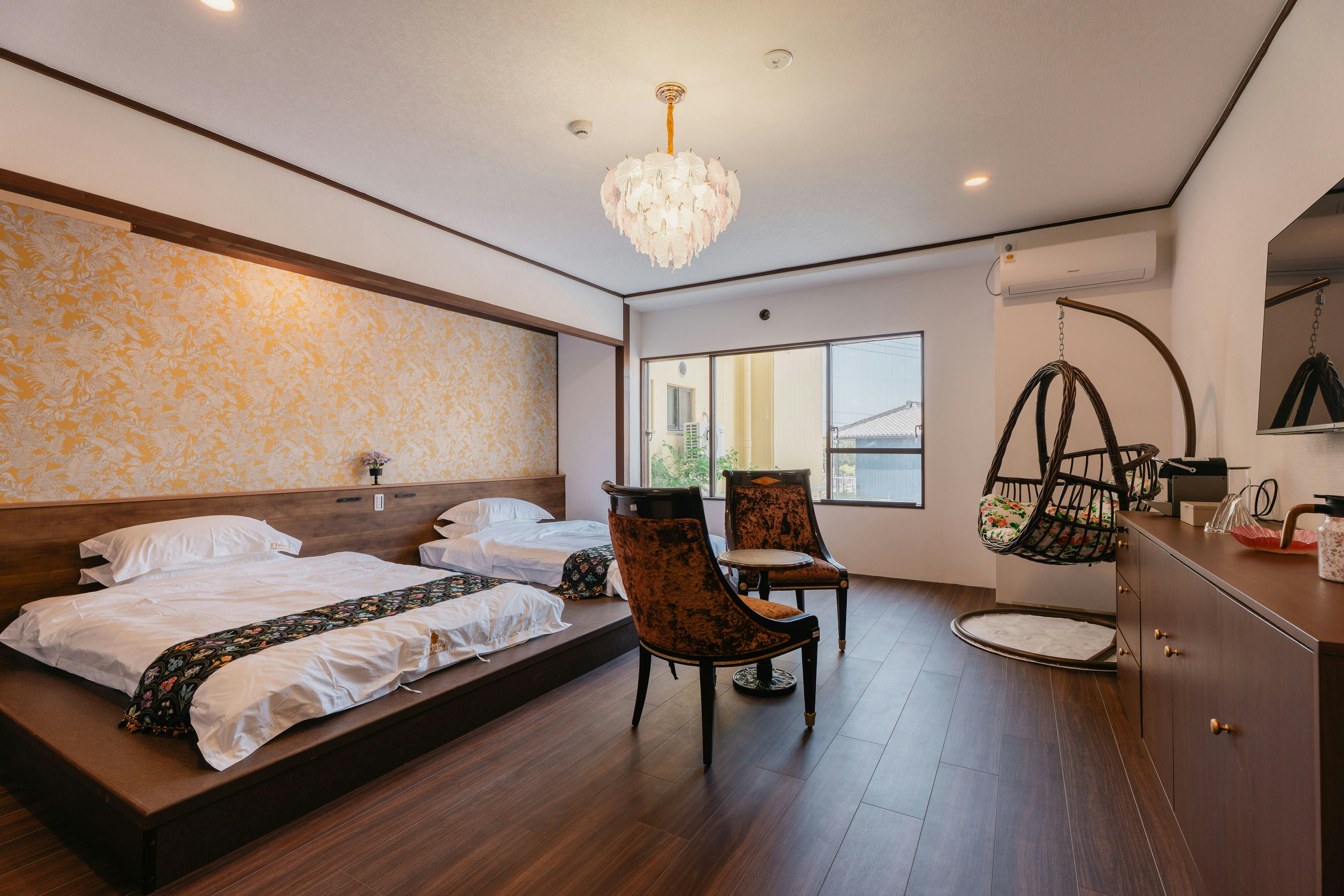Fleur Resort & Hotel