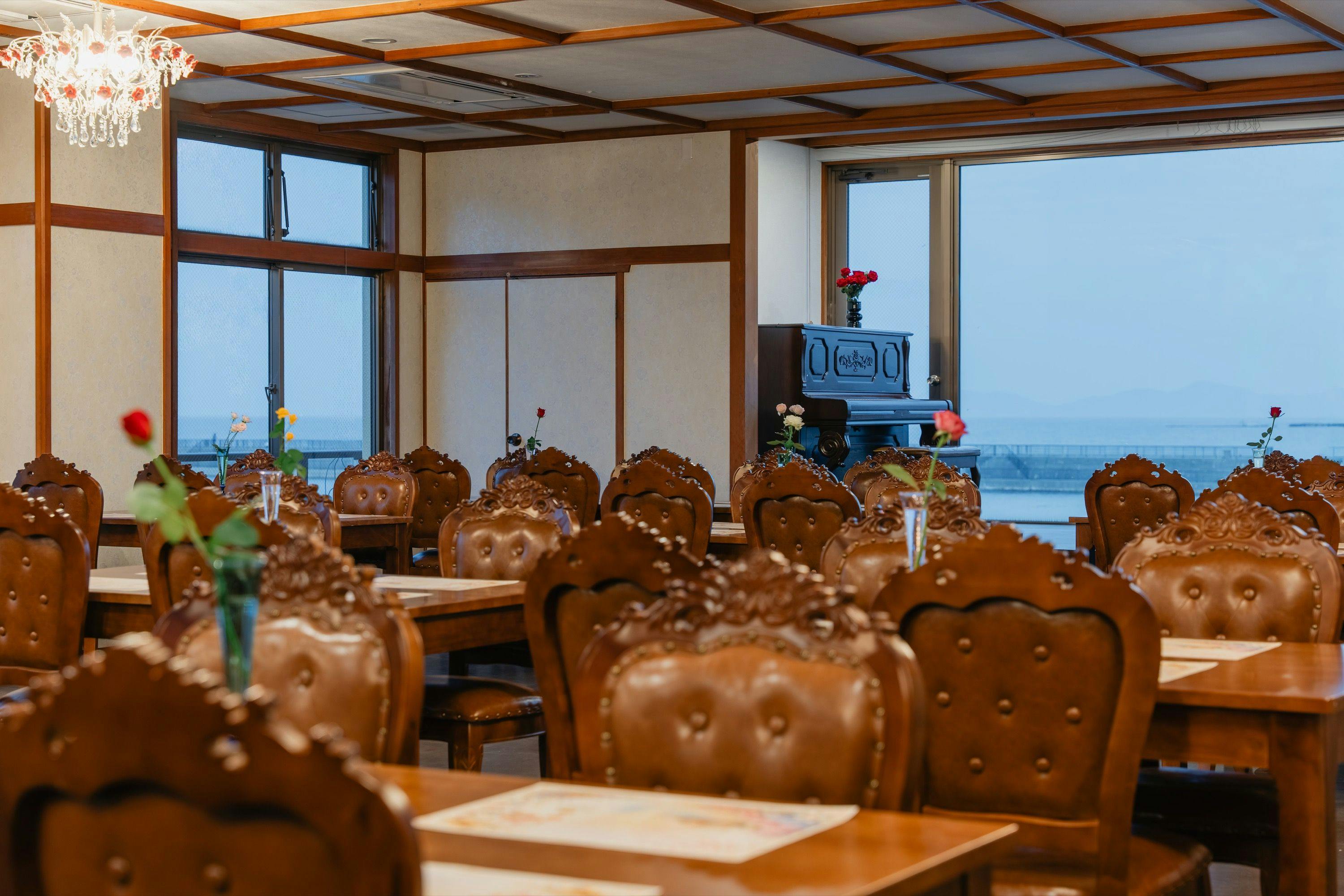 Fleur Resort & Hotel