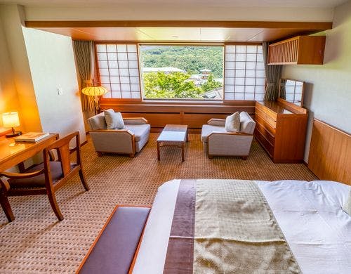 フォレスト・ウイングツインガーデンサイド