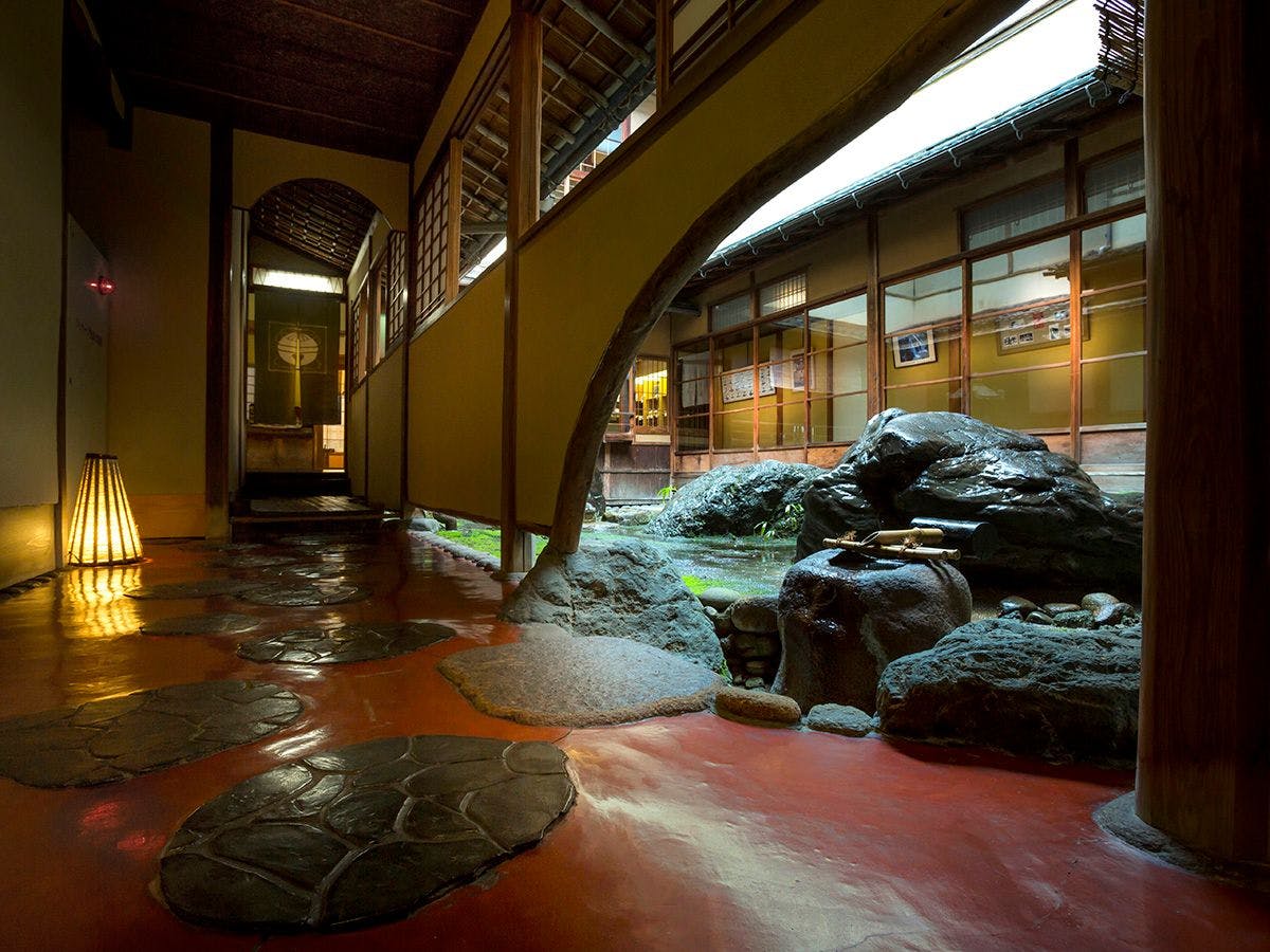宮津温泉　料理旅館　茶六別館