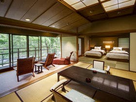 湯宿　嵯峨沢館