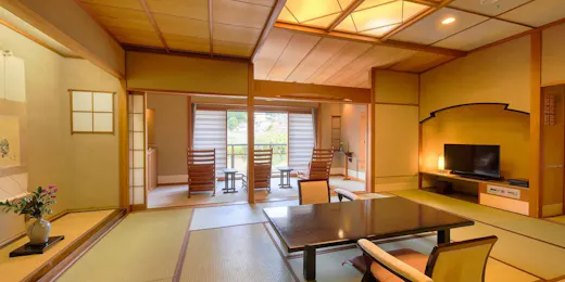 嵯峨沢館