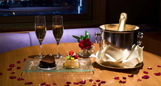 【パティシエおすすめピースケーキ&ハーフシャンパン】スタンダードフロア 選べる朝食付