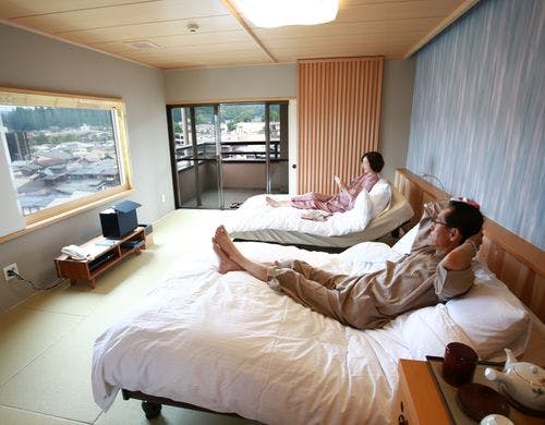 川側洋室ツイン-浴室