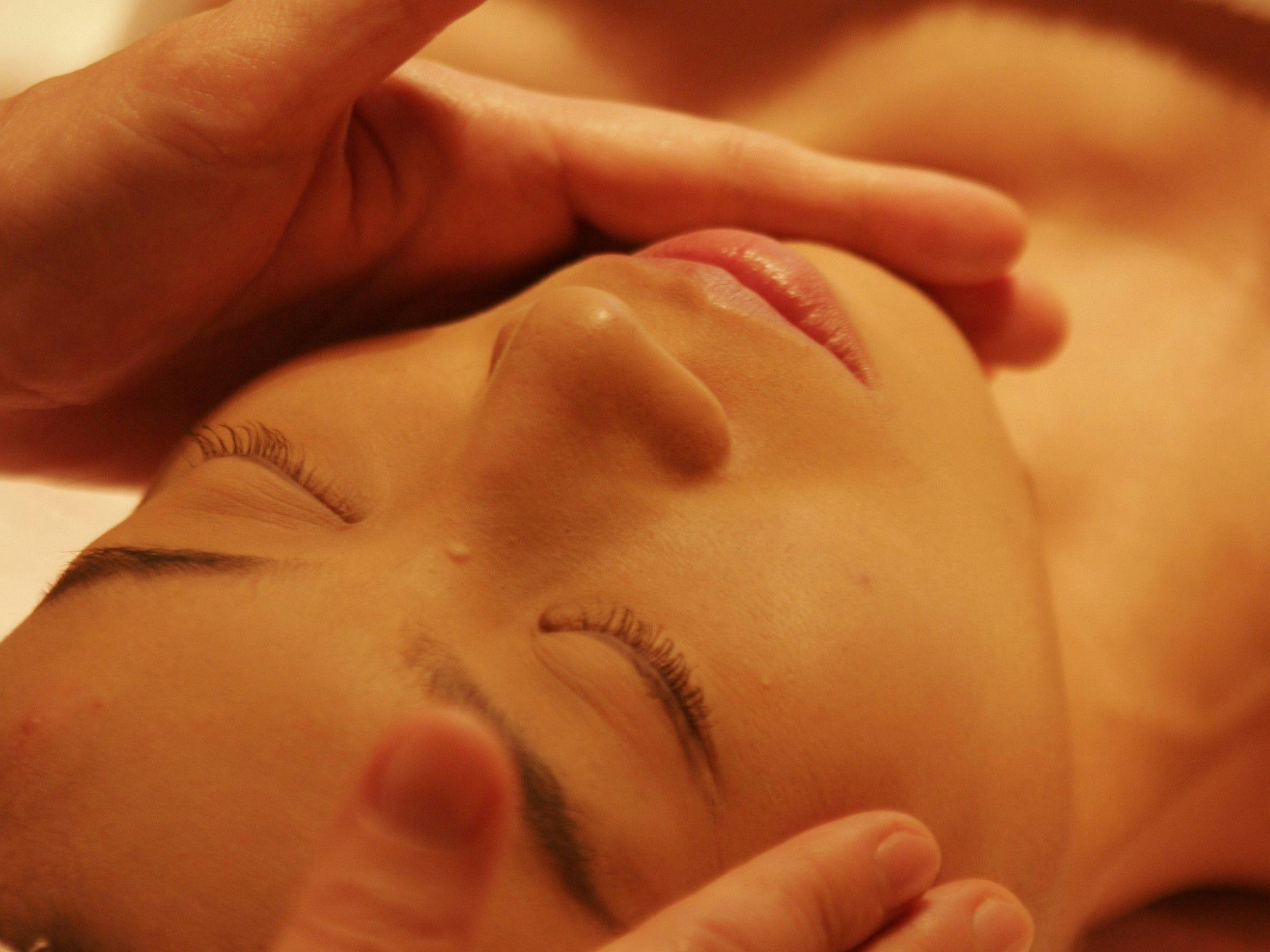 エステ-フェイシャル