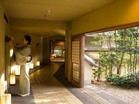 海石榴（つばき）