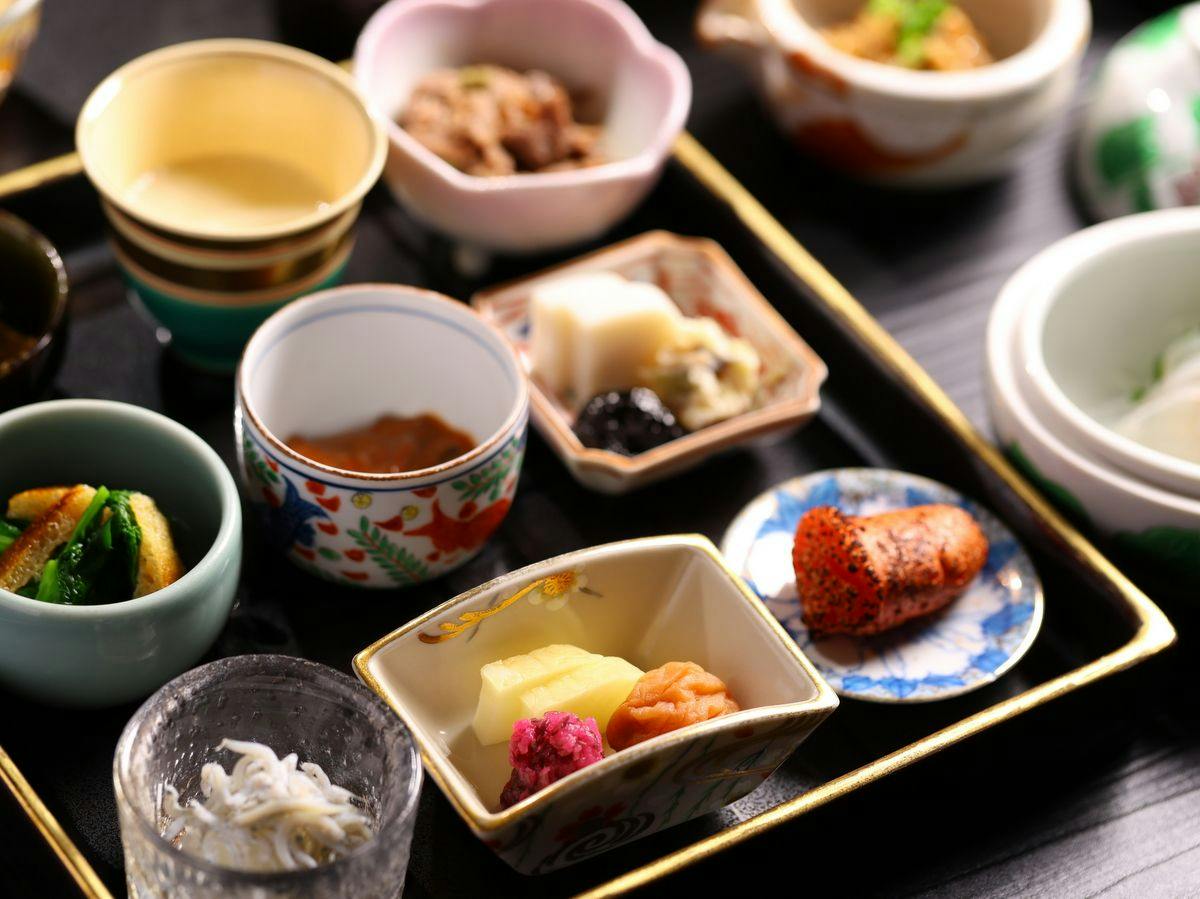 【スタンダード】山間に目覚める朝　旬を味わう和の朝膳／朝食のみ