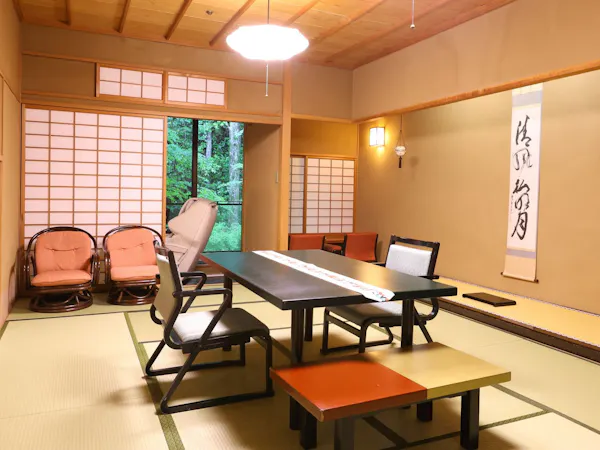 【迎賓館】「西王母」