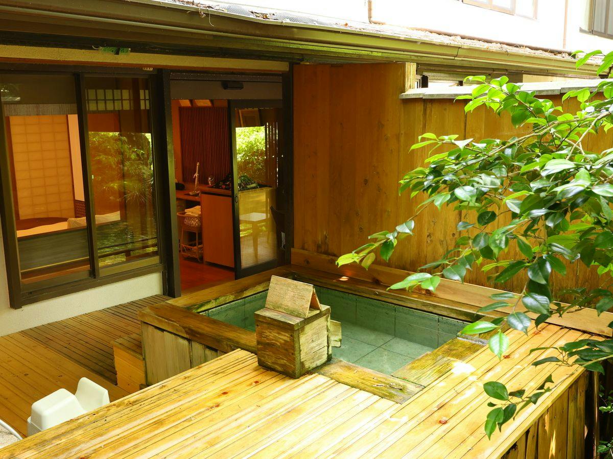 本館【角部屋指定】