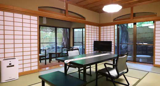 本館【角部屋指定】