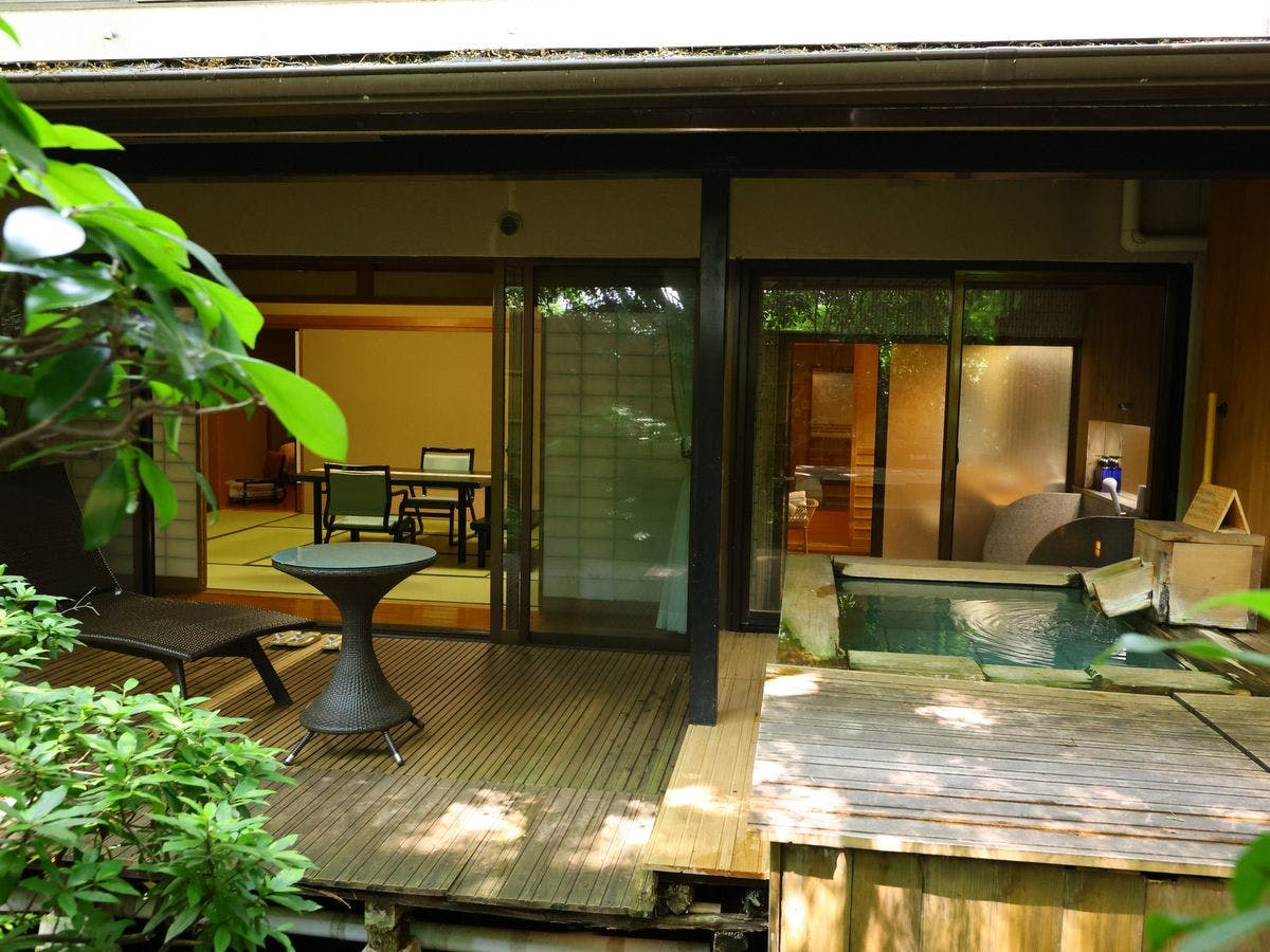 【อาคารหลัก】ห้องพักสไตล์ญี่ปุ่น-ตะวันตก พร้อมอ่างแช่น้ำพุร้อนกลางแจ้ง ขนาด 70–100 ตร.ม.