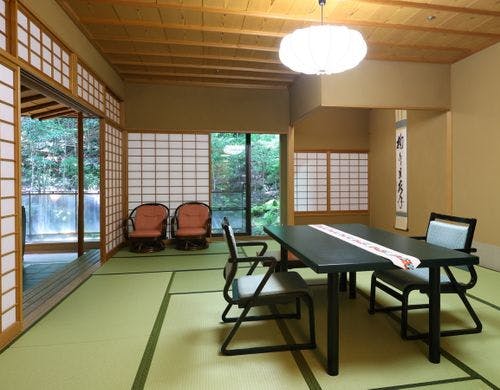 【迎賓館】「古金襴」