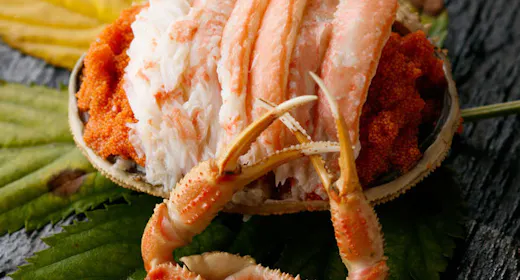 【香箱蟹】冬の小さな幸せ 味わいたっぷり「香箱蟹」1杯付・会席料理とともに