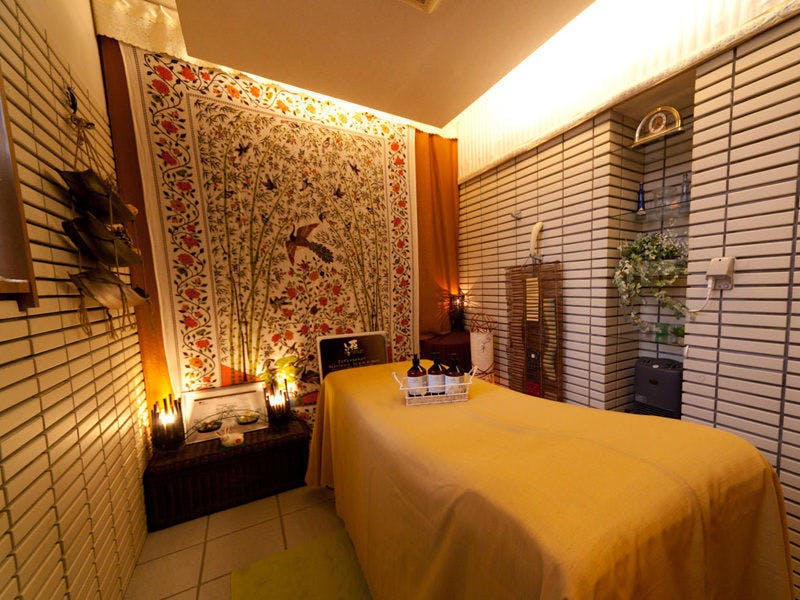 エステサロン「花しょうぶ」