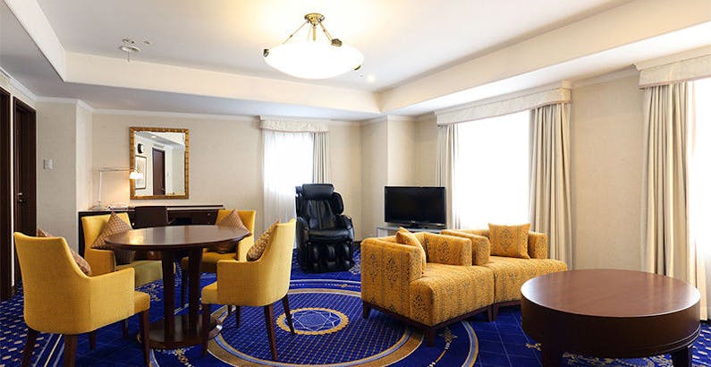 ロイヤルスイート 禁煙 正規料金 15 00チェックイン 11 00チェックアウト 素泊り プラン 西鉄グランドホテル 一休 Com