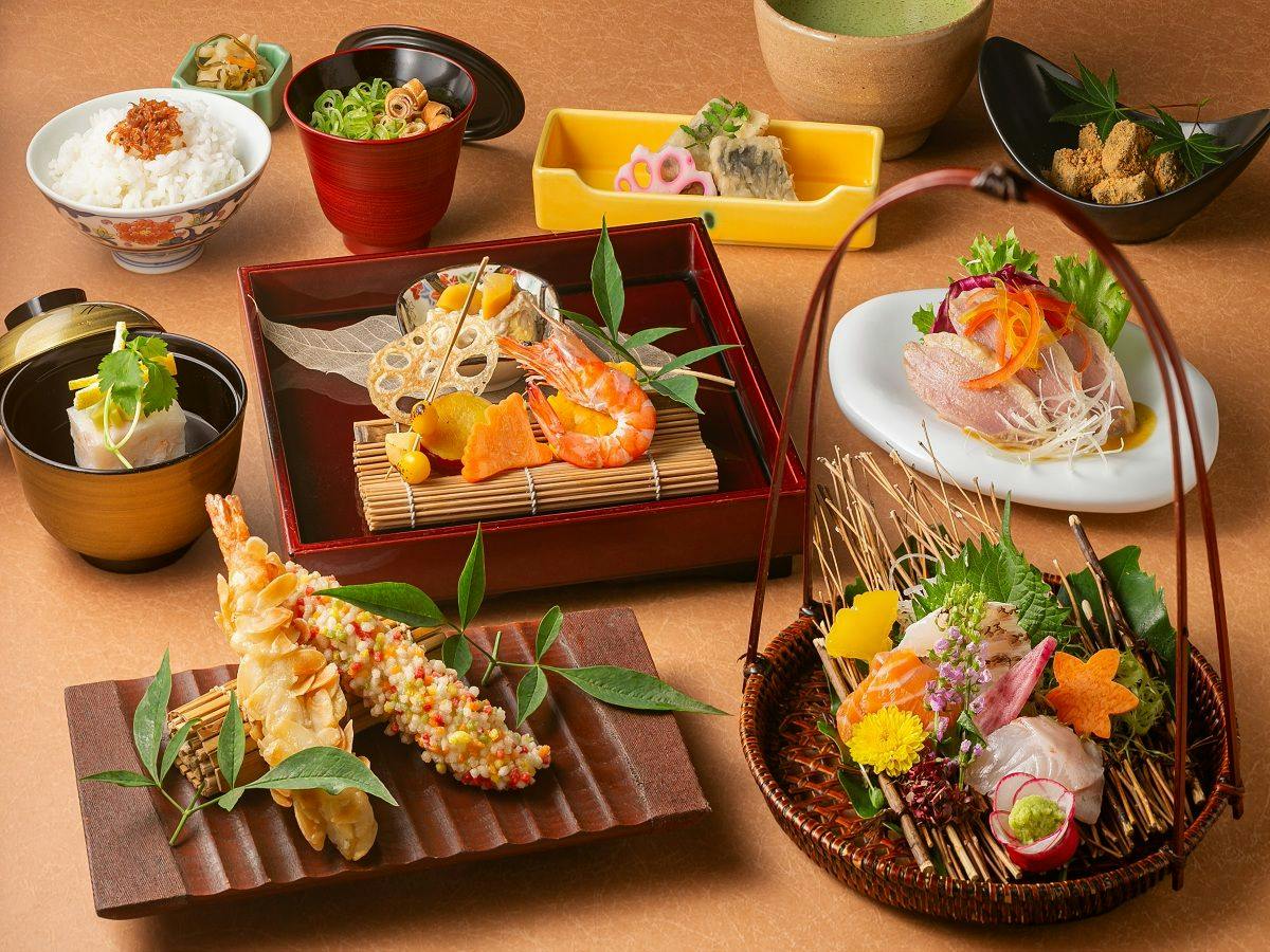 【ご夕食20時スタート】四季を彩る和食会席（2食付プラン）【九十九島と季節の料理を堪能！】