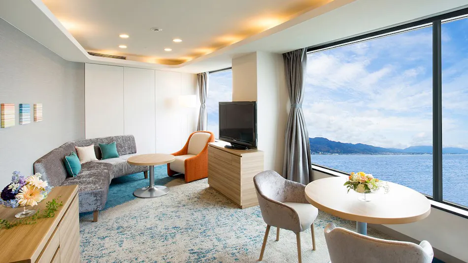 Lake Biwa Otsu Prince Hotel