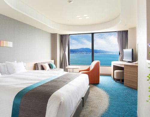 リニューアルスカイフロアダブル（32階）