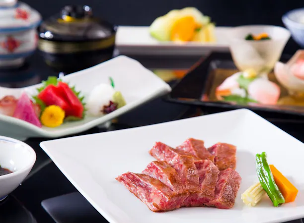 春の近江牛夕食付き(和食 イメージ)