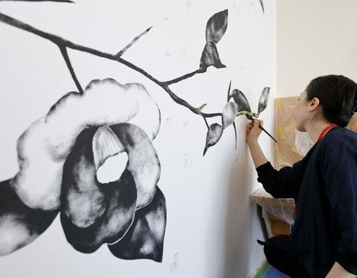 【アーティストルーム クイーン秋田美人】