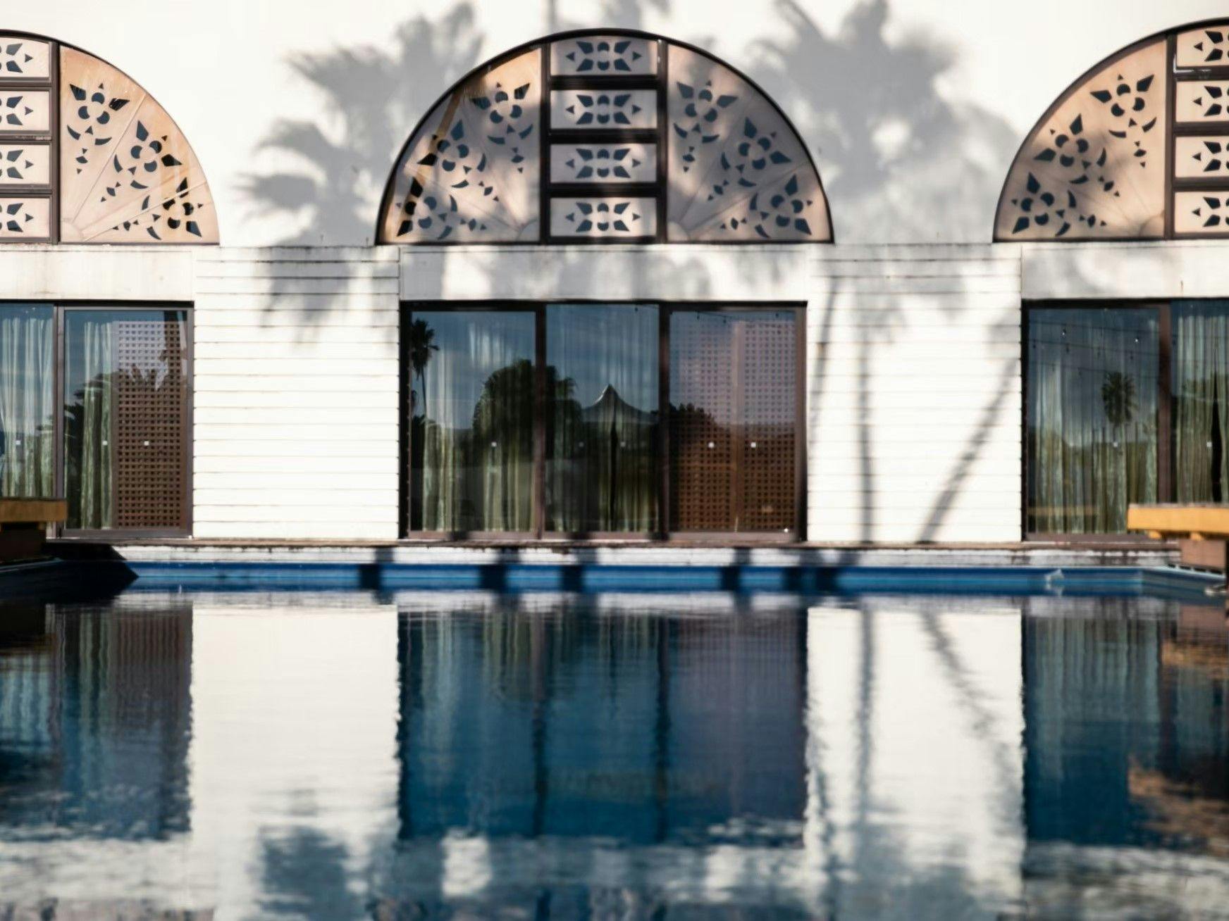 -The lounge on the water- ภายนอก