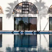 -The lounge on the water- ภายนอก