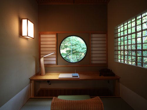 Contoh pemandangan dari ruangan bergaya Jepang.