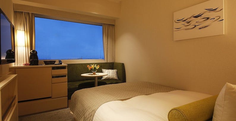 19年改装 ニッコーセミダブル 禁煙 大浴場 サウナ無料 お子様添い寝 2名まで無料 姫路をたっぷり遊びつくす 朝食付 プラン ホテル日航姫路 一休 Com