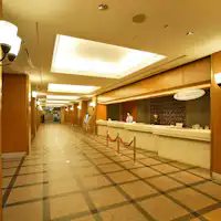 *【フロント(3F)】