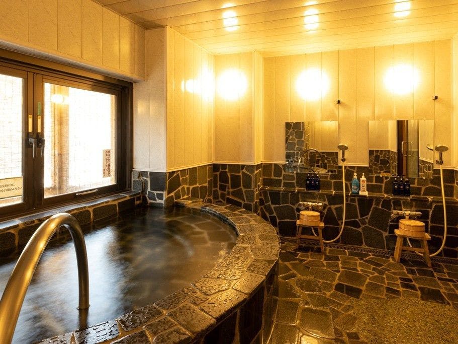 【Pemandian pribadi】Mata air panas batu "Daiho no Yu"