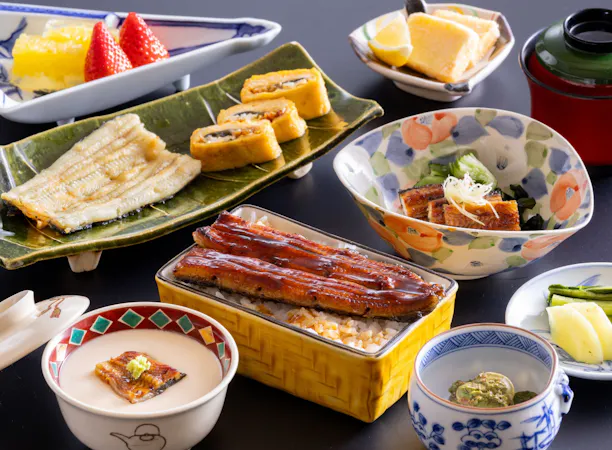 国産鰻を使ったお料理をお楽しみ下さい。
