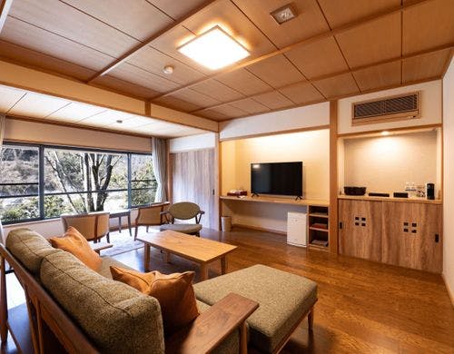 デラックススイートのリビングルーム