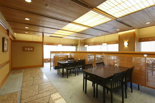 【料亭レストラン食】お得だネ！季節のお値打ち会席料理を気軽に満喫