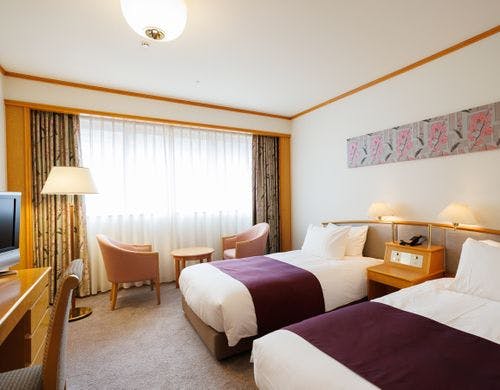 【ツインルーム】洋室24平米／山側