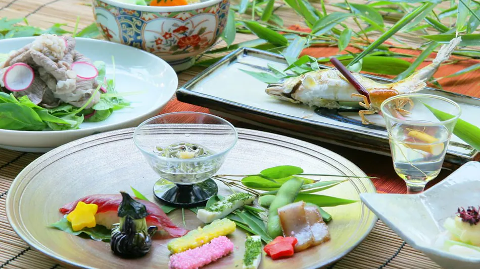 Kamiyama Hotel Senjukaku