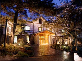 上林ホテル仙壽閣（せんじゅかく）　印象に残る掛け流し温泉